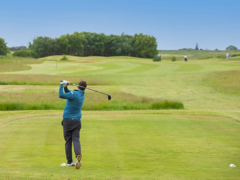 Golfers in Action (103) Bluer Sky