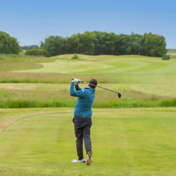 Golfers in Action (103) Bluer Sky