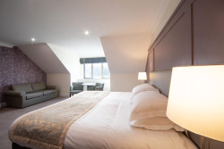 Pavilion Suite Double Bed