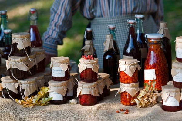 farmers-market-preserves-1