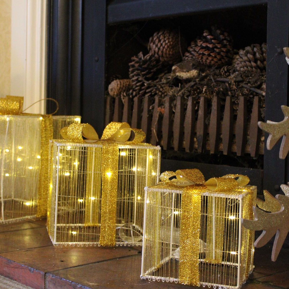 Light-Up Christmas Present Decorations