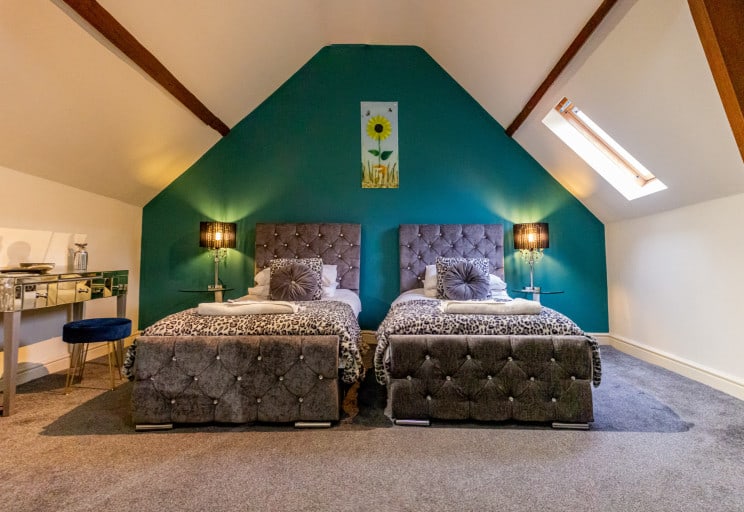 Lyme Regis Country Twin