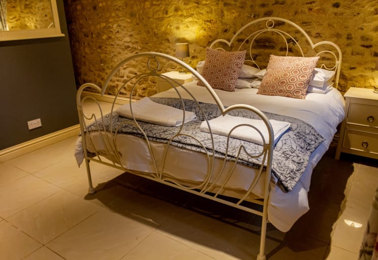 The Milking Parlour - double bed