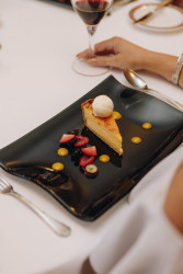 Tart with ice cream and berries