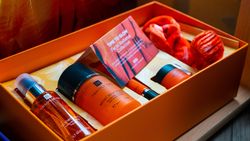 Gift box orange