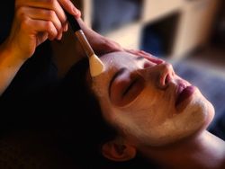 Power breakfast facial
