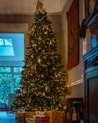 Country House Christmas Tree