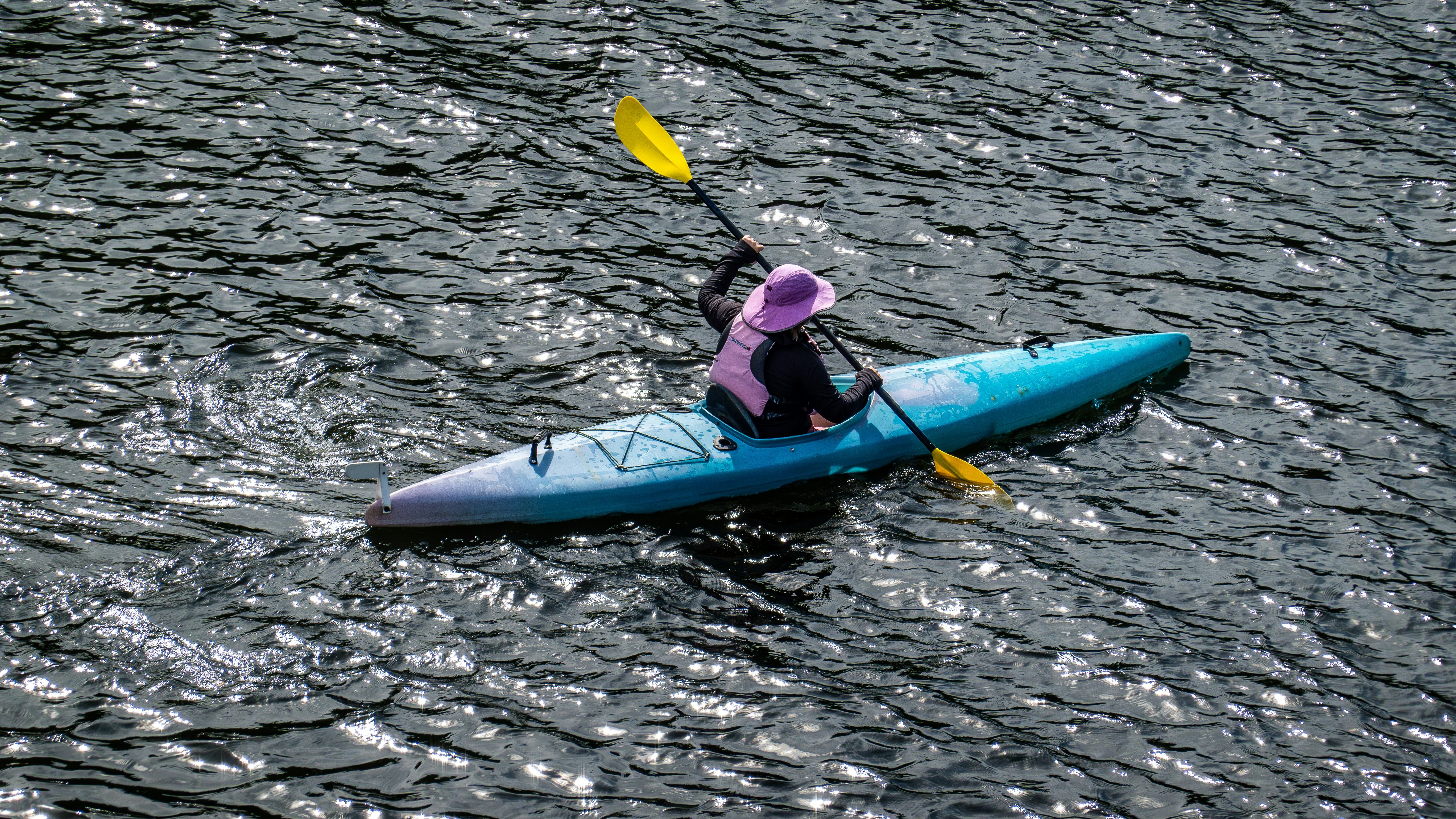 chris-robert-Cw0q8B5fgW8-unsplash