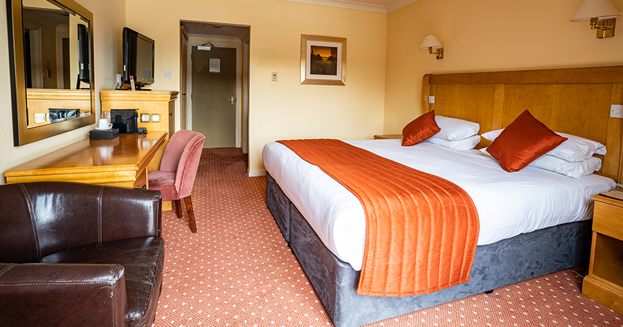 Lakeside Continental Hotel