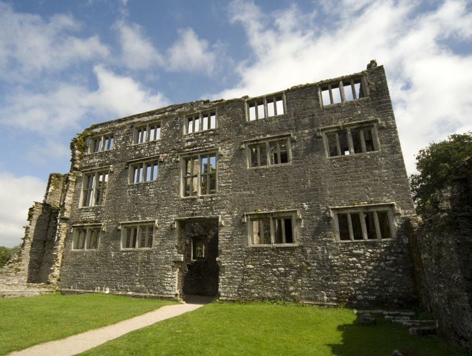 Berry Pomeroy Castle