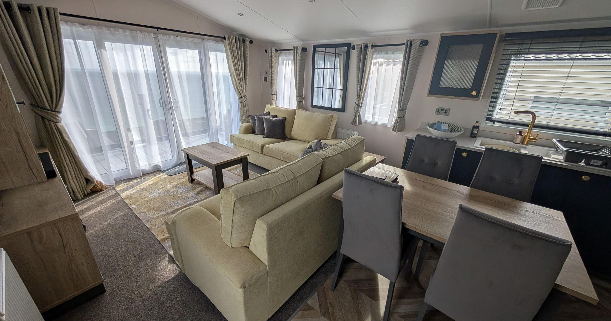 PXL_20251024_111806472