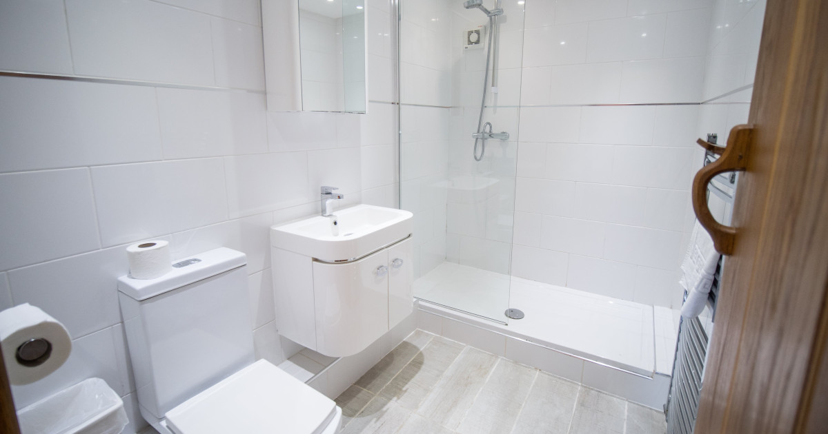 Pound Cottage bathroom