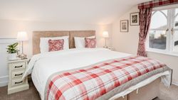 Hemphaye Bedroom