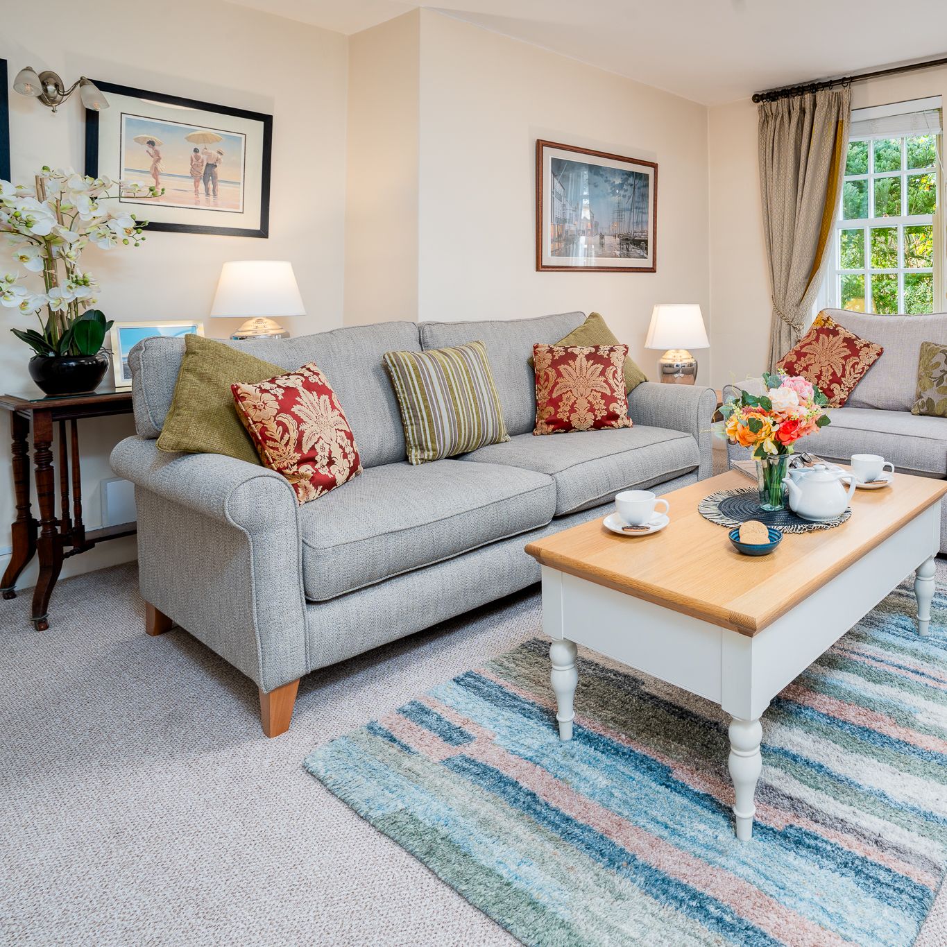 3 Courthay_LivingRoom_Web-8