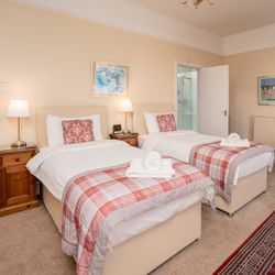 Courthaye Twin Room