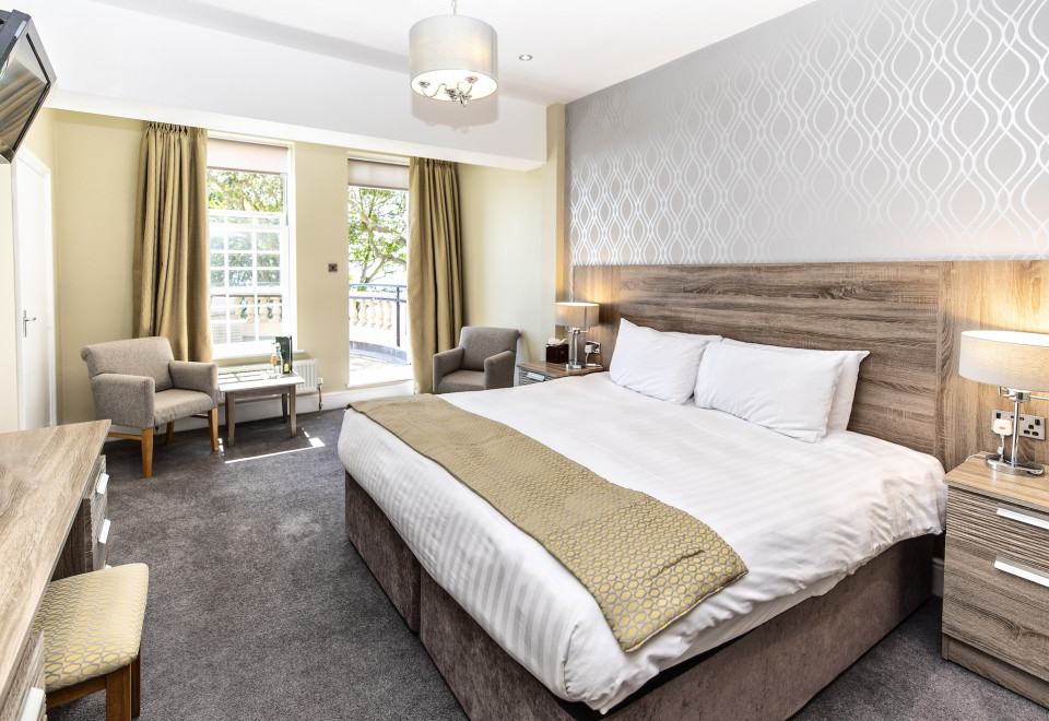 Country House Sea View with Shared Balcony