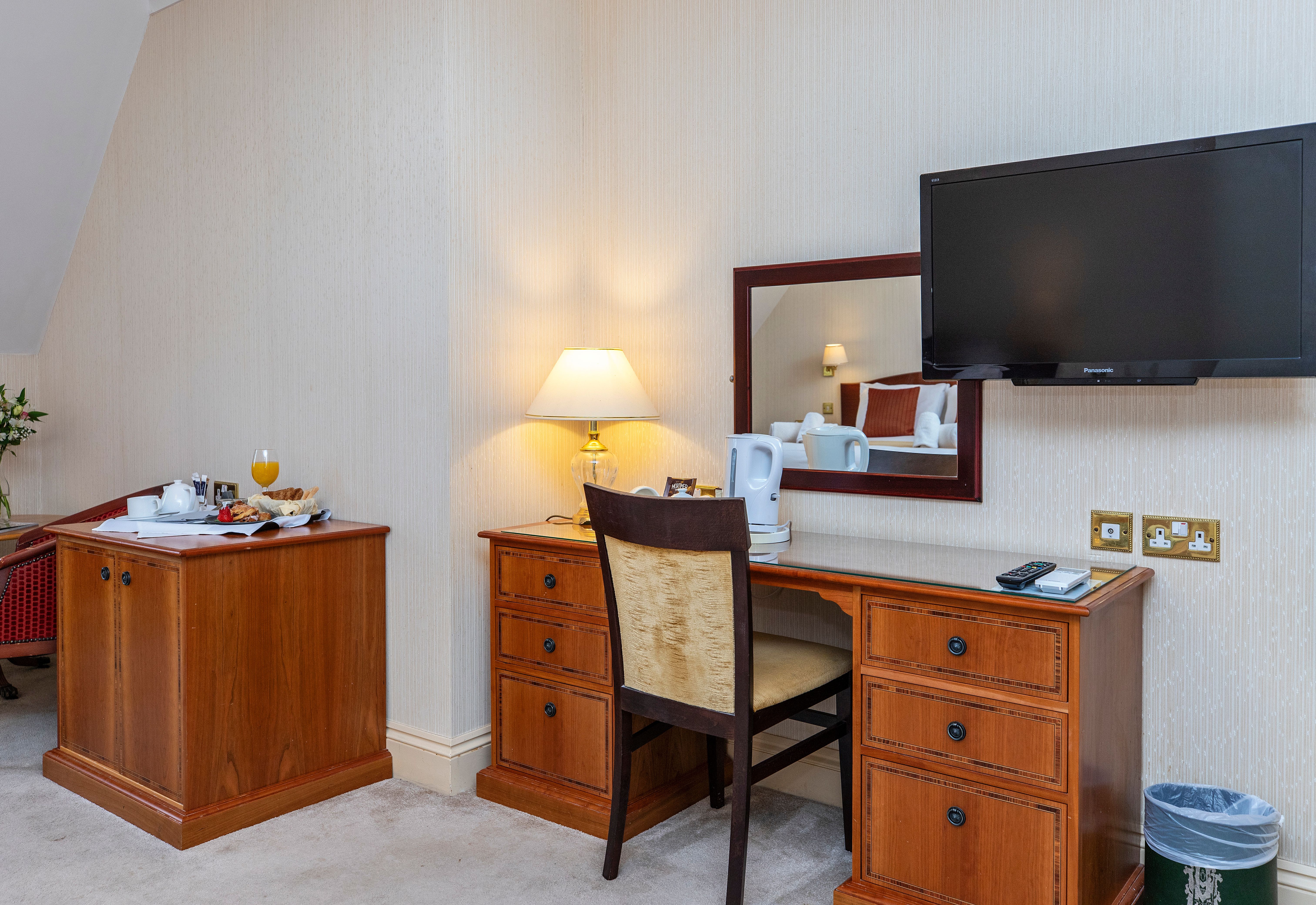 Beautiful Country House Room