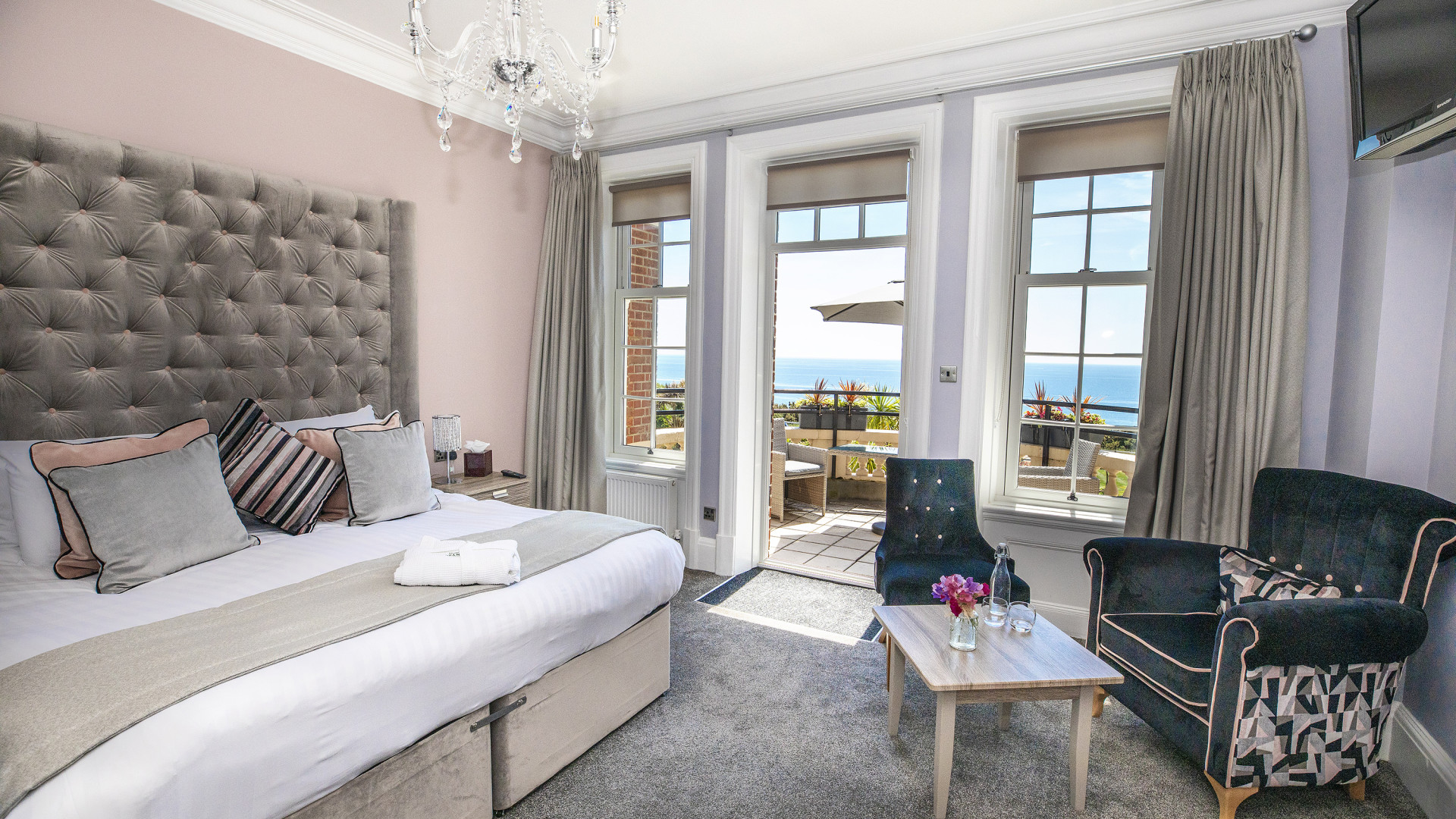 Bedroom with Seaview
