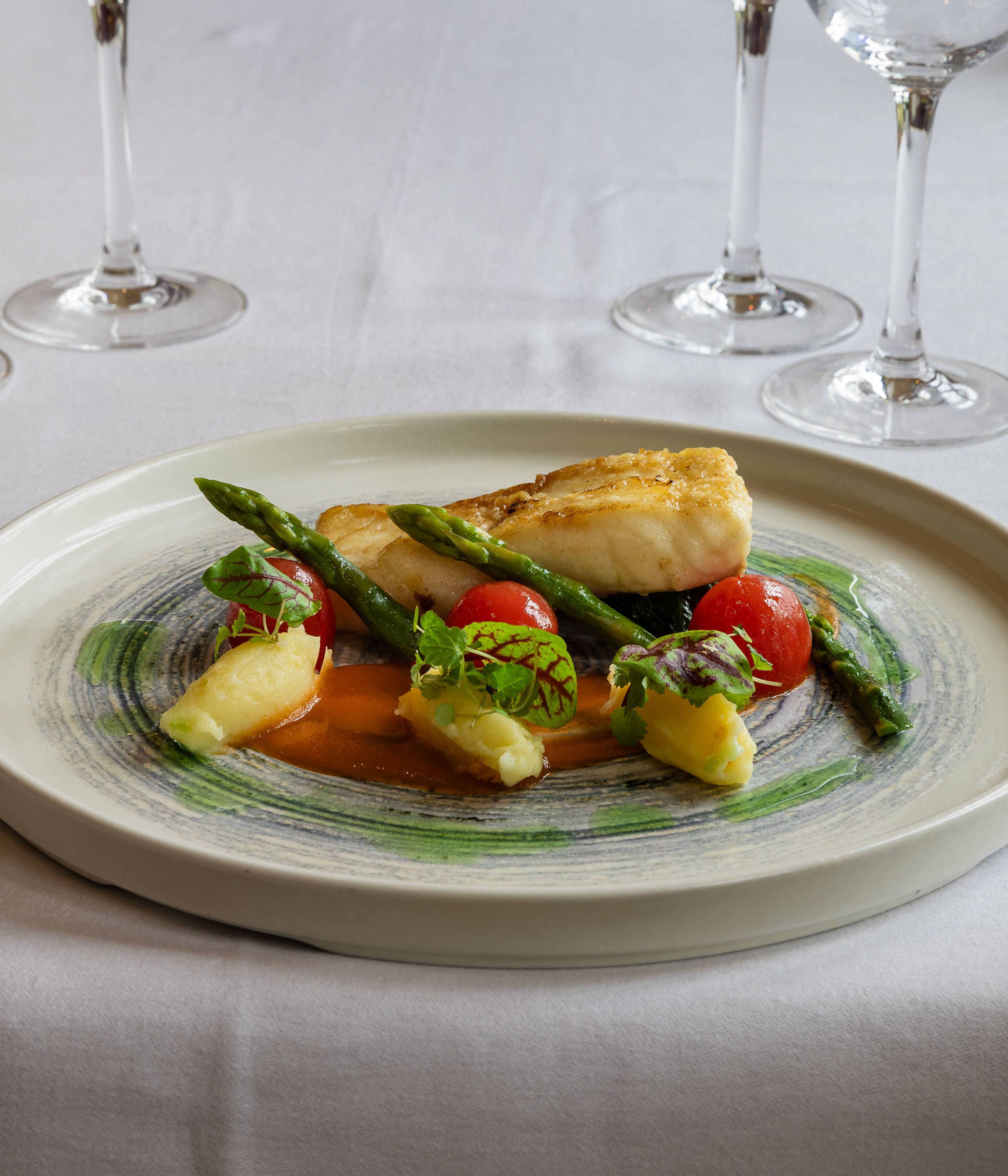 fish with asparagus and a light sauce