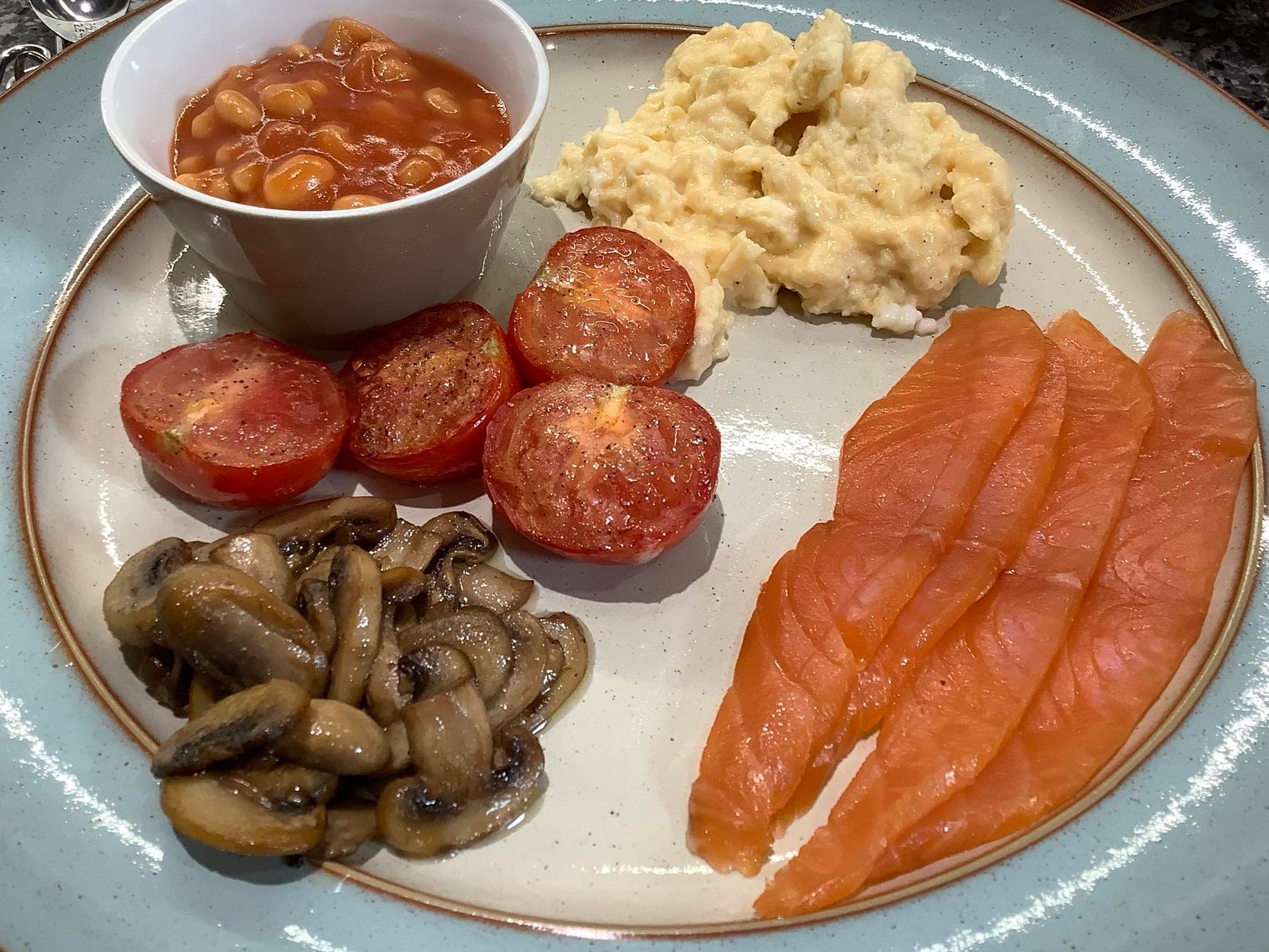 Scrambled Eggs, Alfred Enderby smoked salmon, mushrooms, baked beans and tomatoes