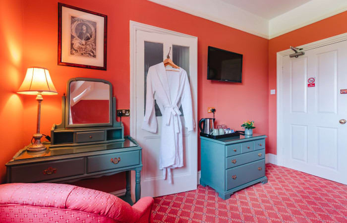 Cressage Bedroom 3.1