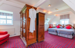 Shipton Bedroom 3.1