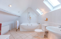 Shipton Bathroom 1