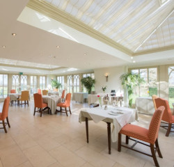 the-orangery-restaurant-_setup