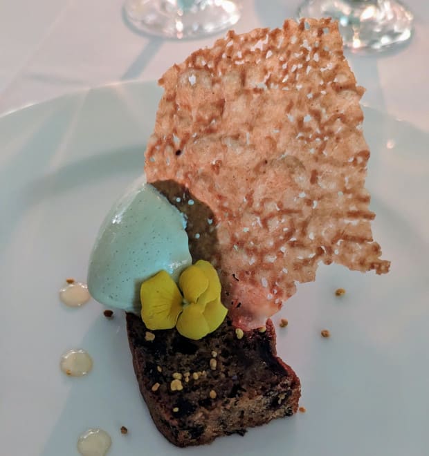 PXL_20230324_215047218