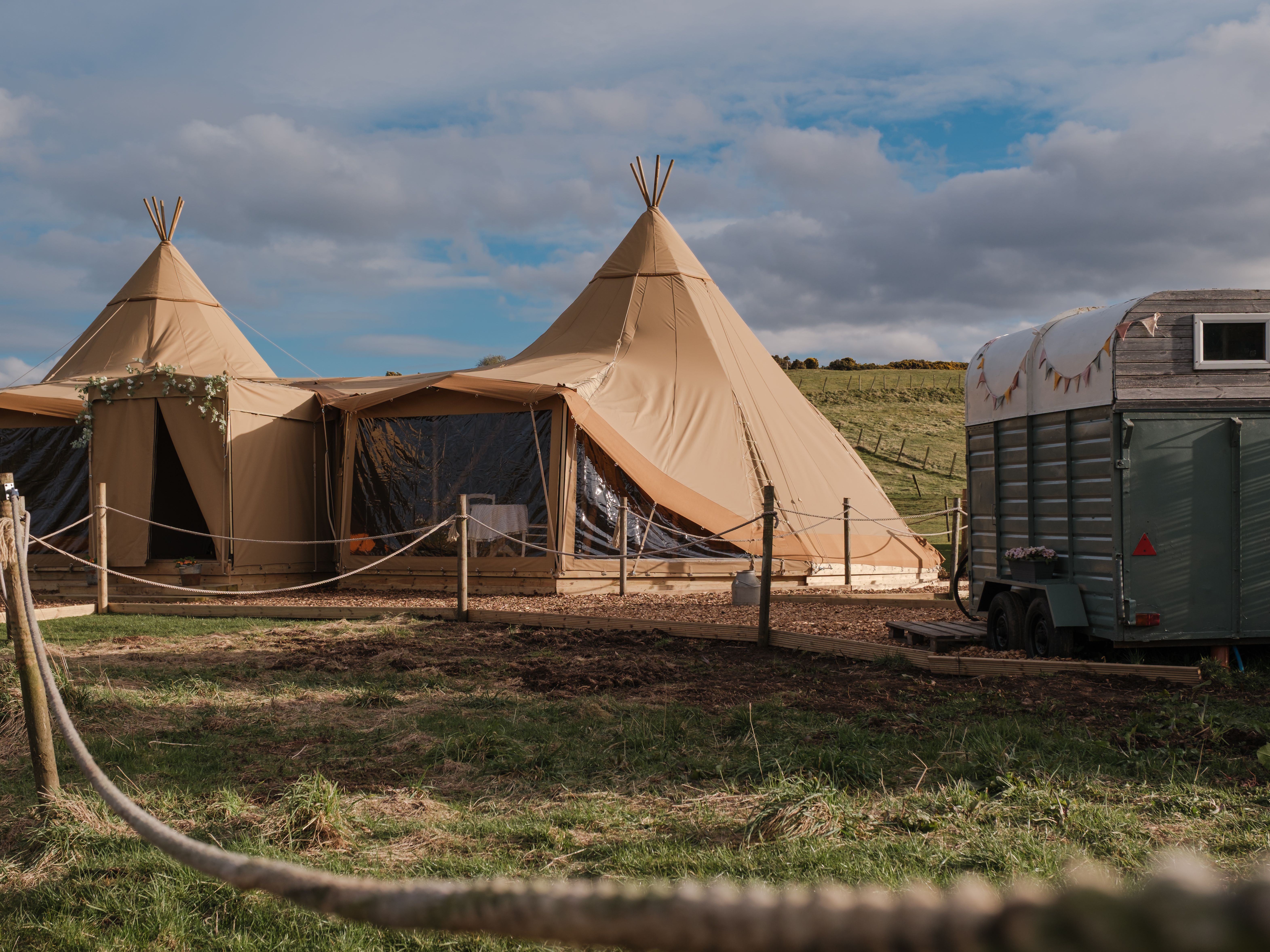 Maycroft_Tipi