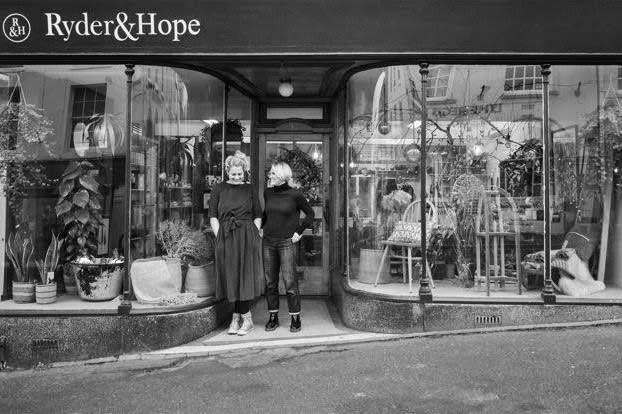 shopping lyme regis