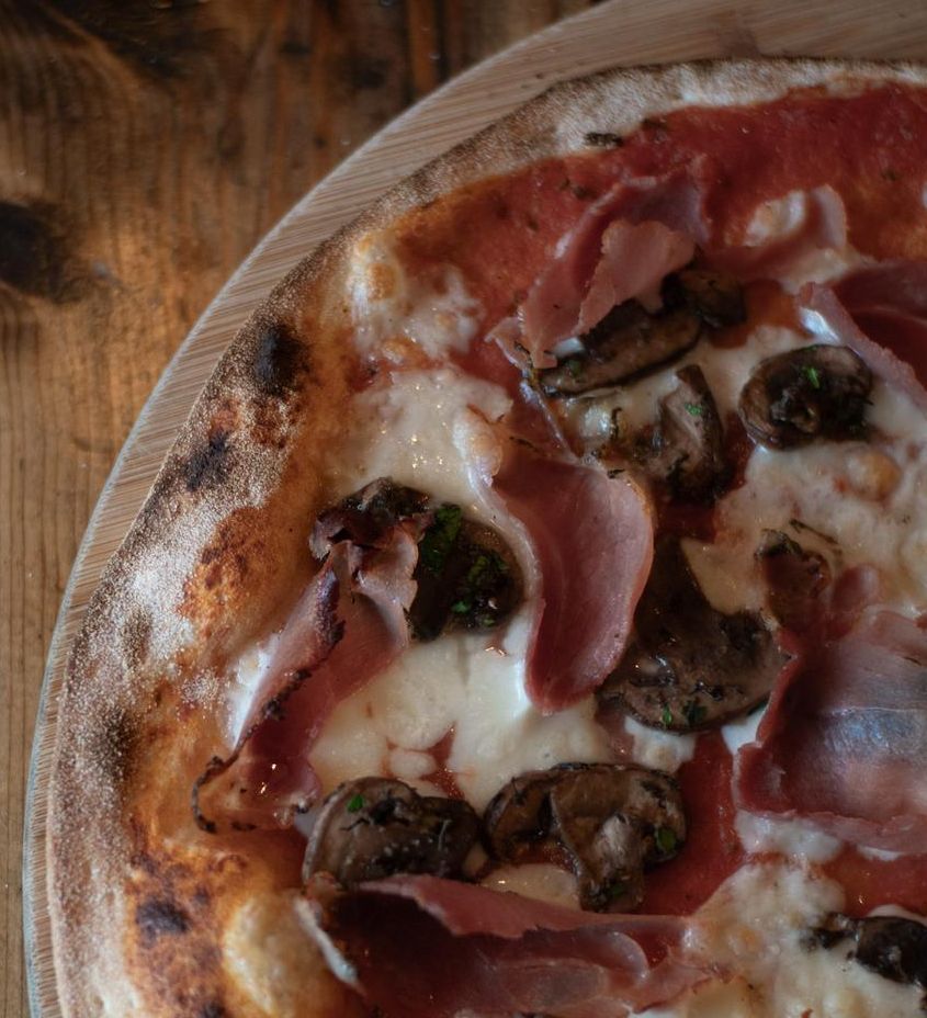 funghi e cotto pizza Lyme Regis