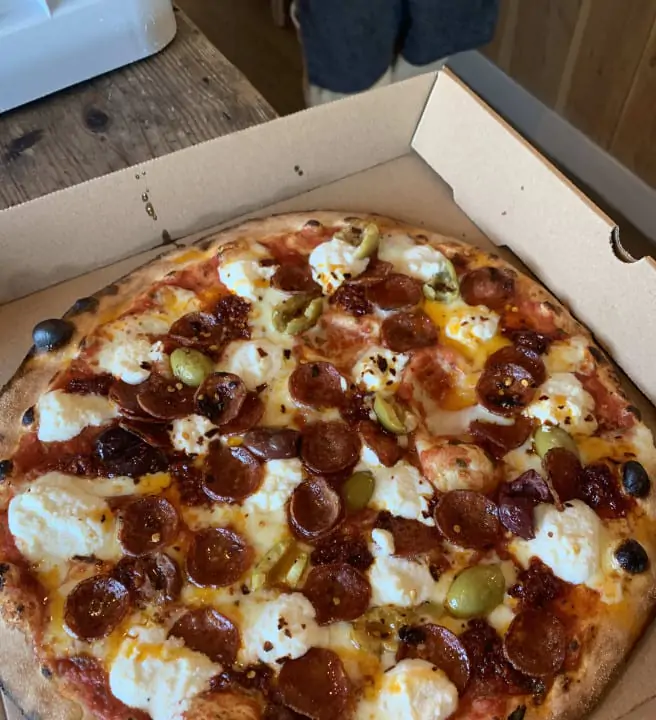 takeaway pizza lyme regis