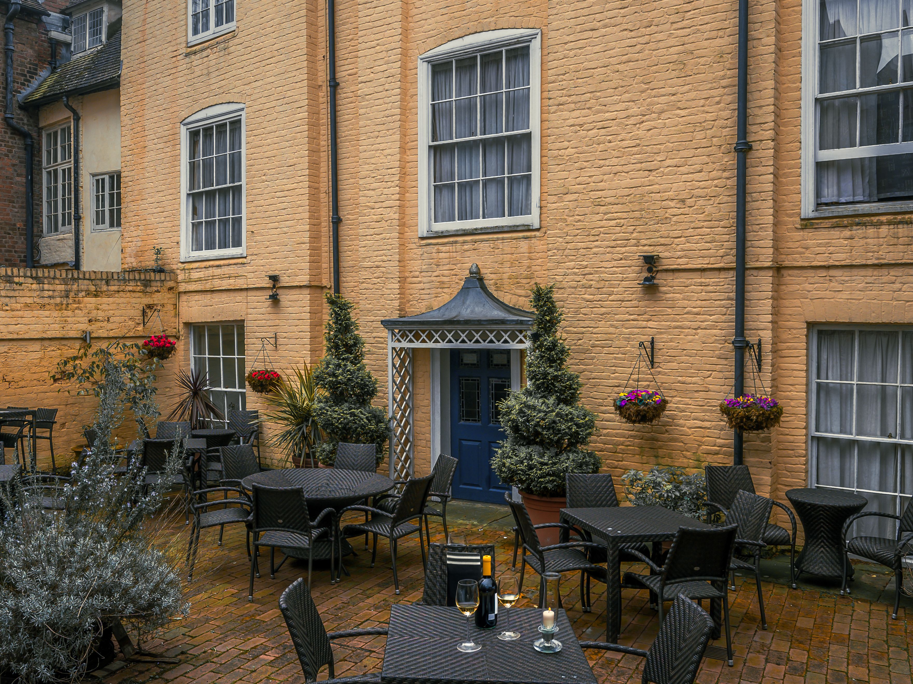 Old Mansion House Courtyard