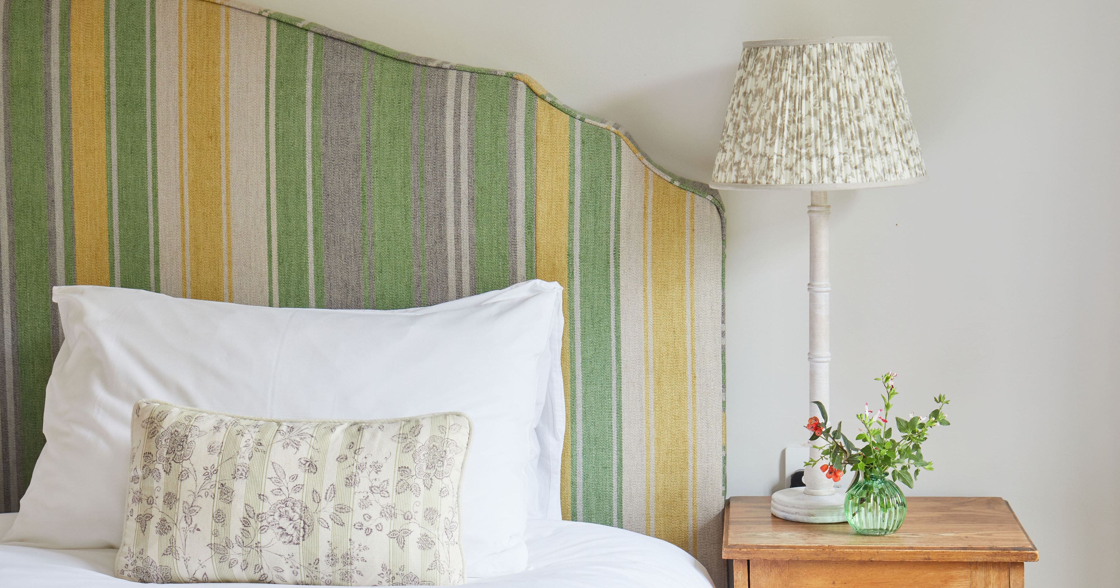 20-11-22QueensArmsInteriors48-min