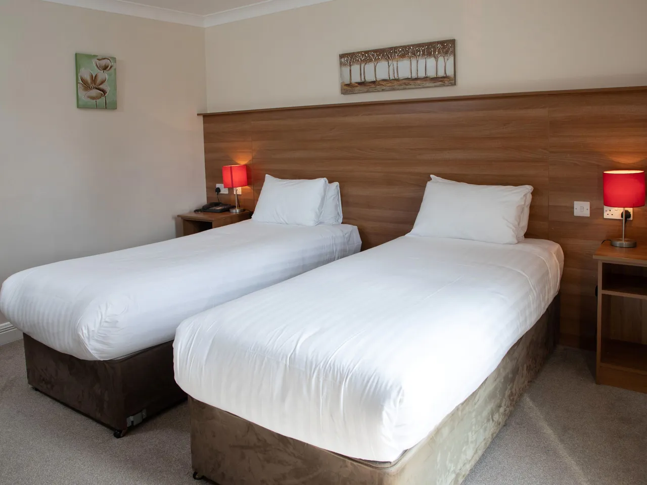 Twin bedroom with two single beds at Riverside Hotel Sligo