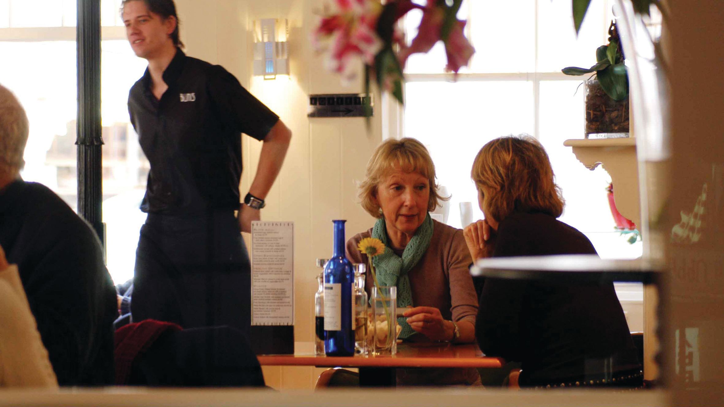 Blinis Cafe Bar - Royal York & Faulkener