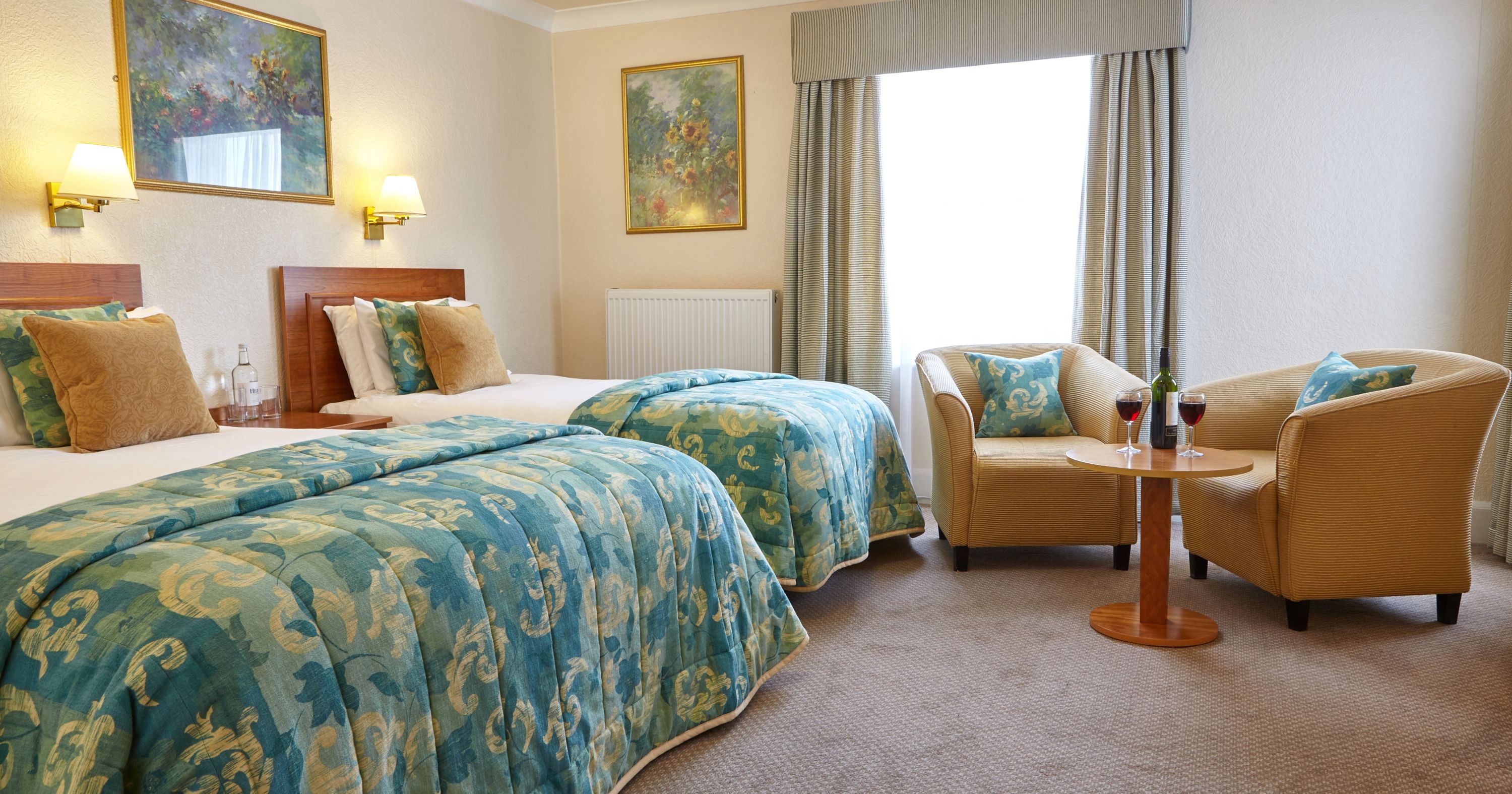 Blue/Green twin double room