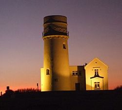 Hunstanton-lighthouse-dusk