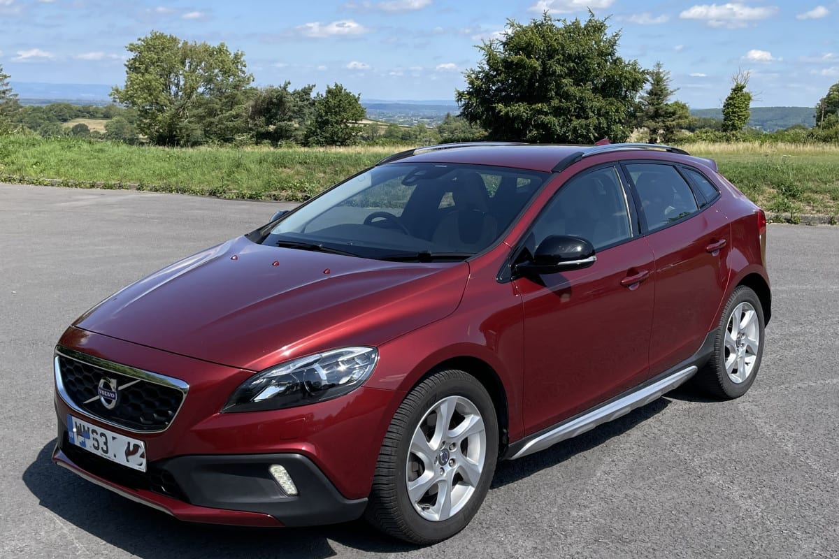 V40XC 001MM