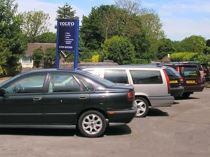 Front of Shipham Cars Garage