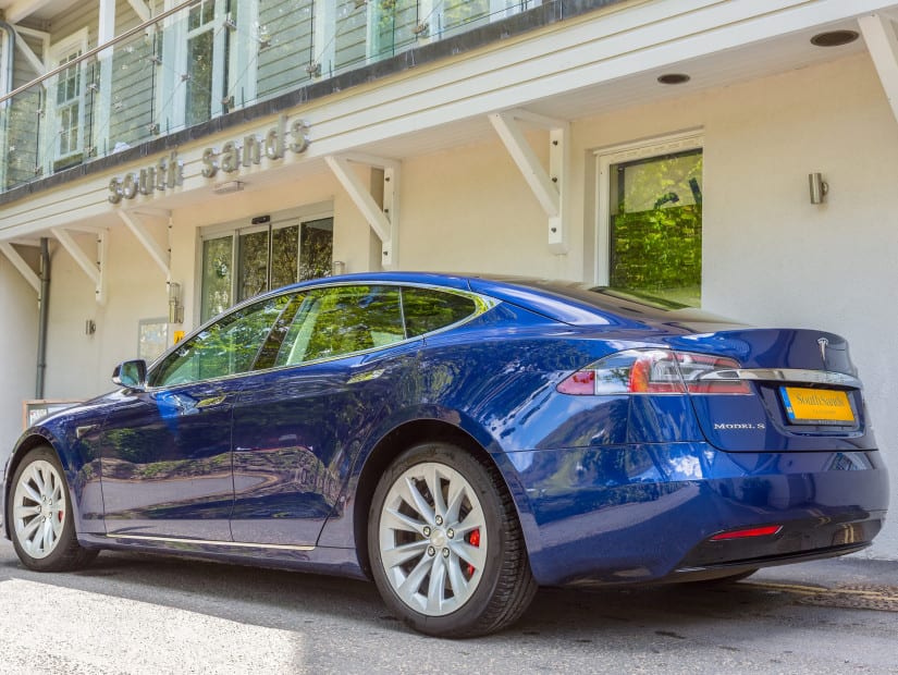 Car infant of hotel entrance