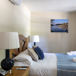 ROOM 1 1