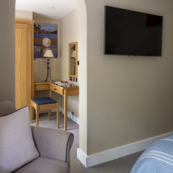 ROOM 4 5