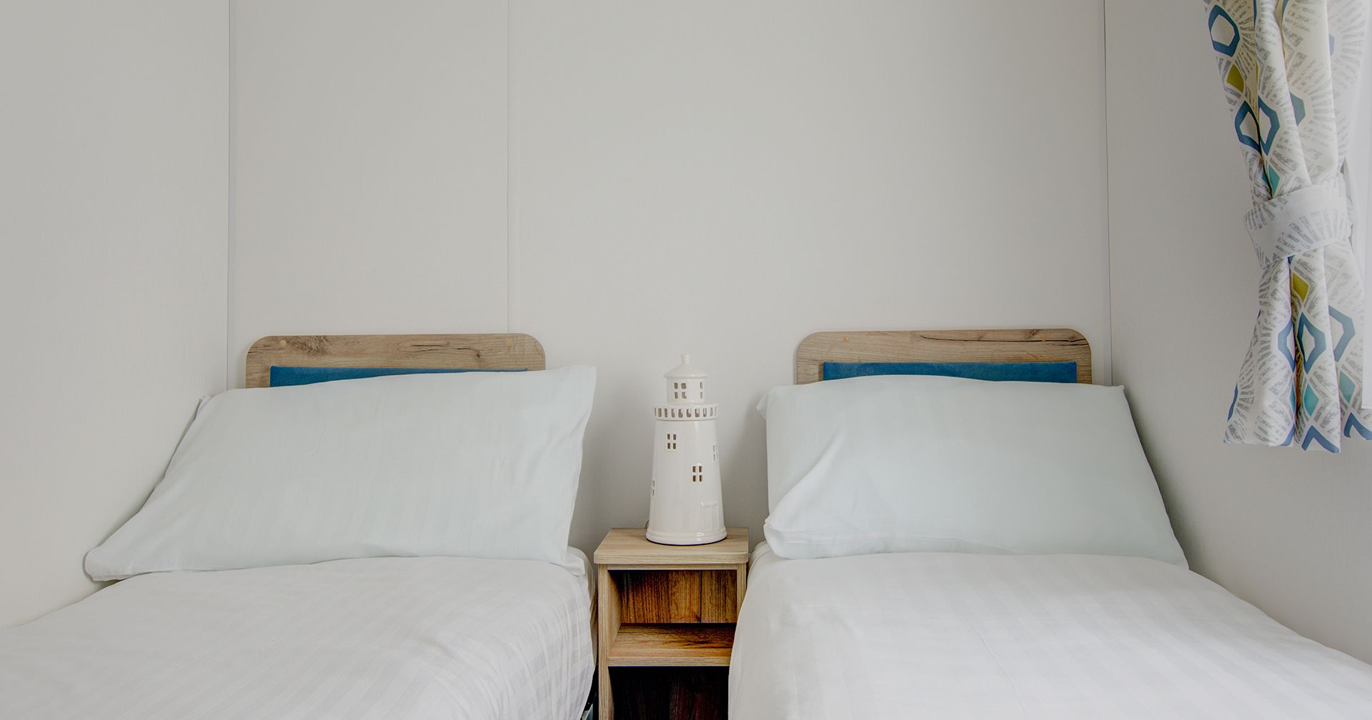 The Chapel Porth collection Twin Bed