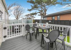 PERRANPORTH_2_BED_HOT_TUB-exterior01