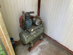 10/04/2025 The air compressor has been fitted in position, now waiting on the sparkies to connect it up.