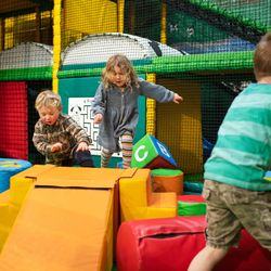 Playbarn8