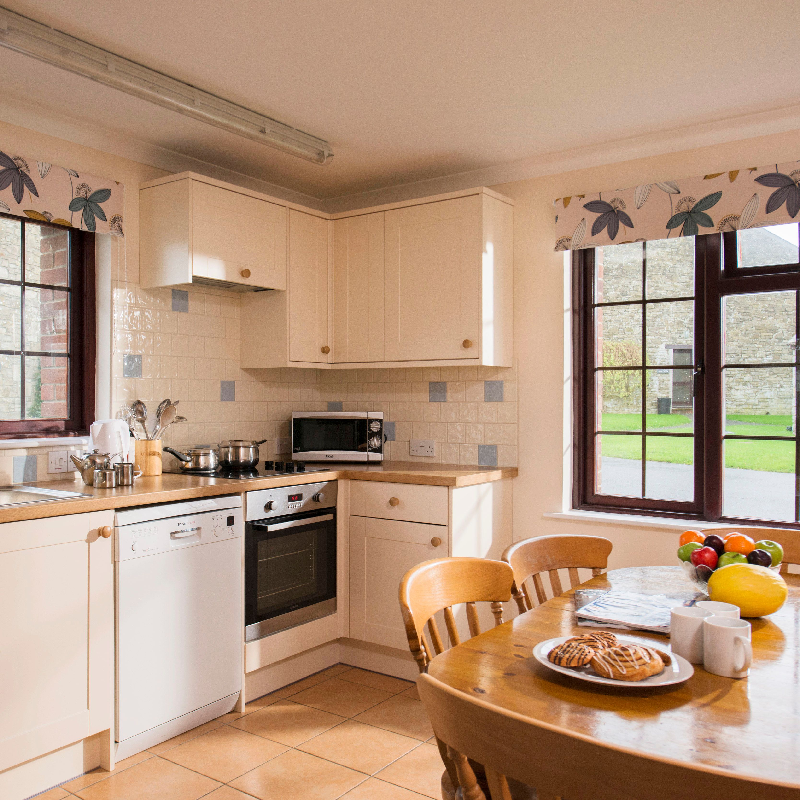 clover-kitchen2