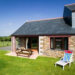 MEADOW VIEW-OUTSIDE